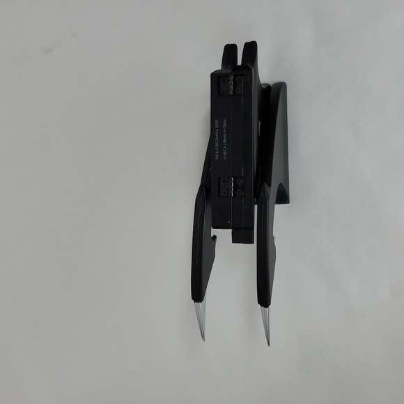 NECA 🦇 Batman 1989 Batarang Prop Replica With Display Base 🦇 Foldable - Picture 13 of 16